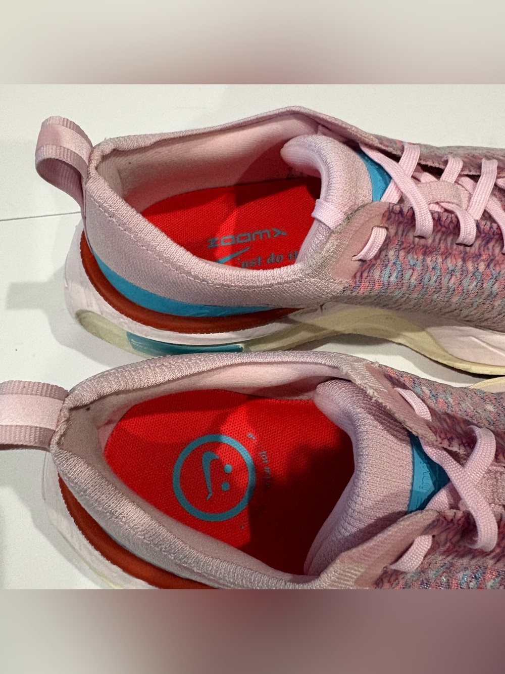 Nike ZoomX Invincible Run Flyknit 3 Womens 9.5 Pink Running Shoes DR2660-600 - Picture 9 of 10